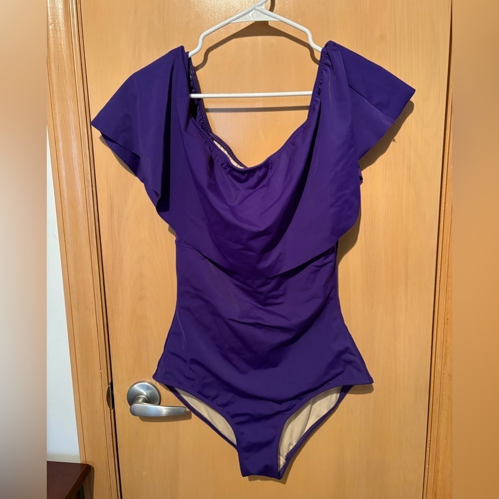 NADO SWIMWEAR PURPLE RUFFLE TOP ONE PIECE SWIMSUIT WOMEN’S SIZE XL
